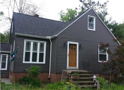 Replacement Windows & Vinyl Siding Project N. Royalton